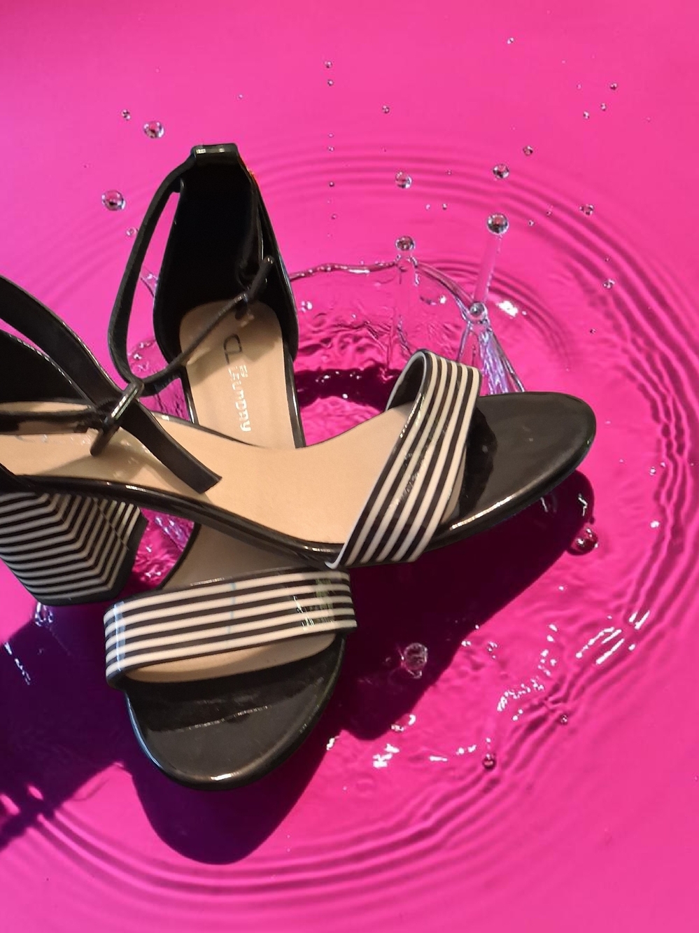 Chinese Laundry black and white patent leather straps striped Block Heel CL Sz 9